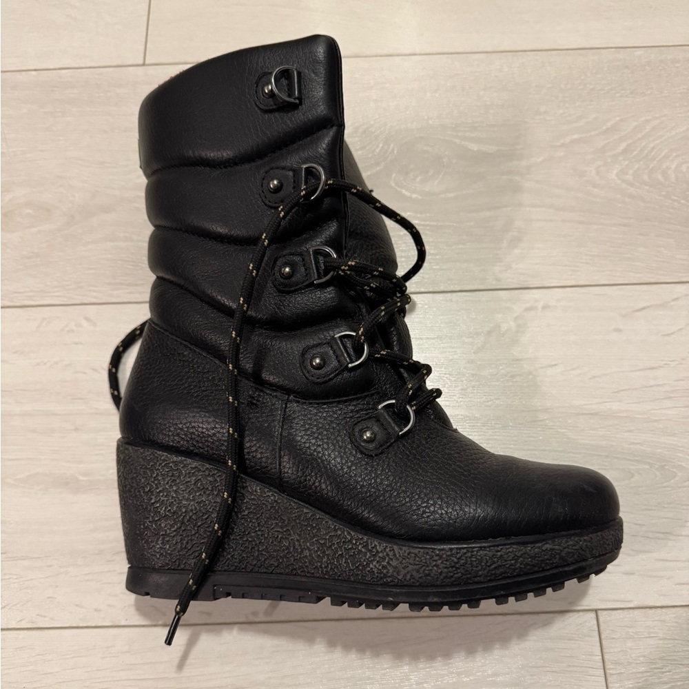 Cougar Pillow Wedgy Women's Leather Winter Boots Women's Black Size 8